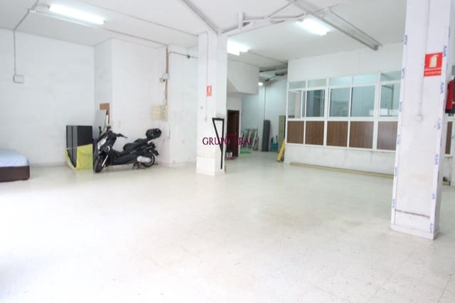 Commercial for sale in San Blas, Alicante / Alacant city - € 190,000 (Ref: 9349392)