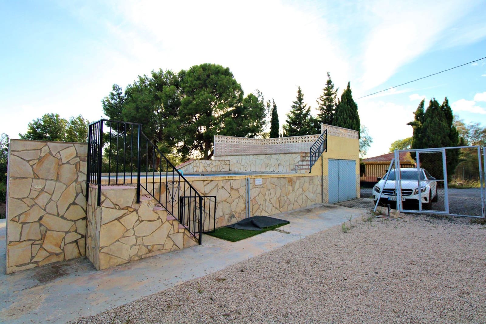 3 sypialnia Finka/Dom wiejski na sprzedaż w Castalla z basenem - 195 000 € (Ref: 9362498)