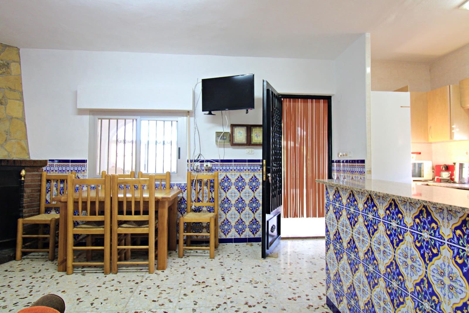 3 sypialnia Finka/Dom wiejski na sprzedaż w Castalla z basenem - 195 000 € (Ref: 9362498)