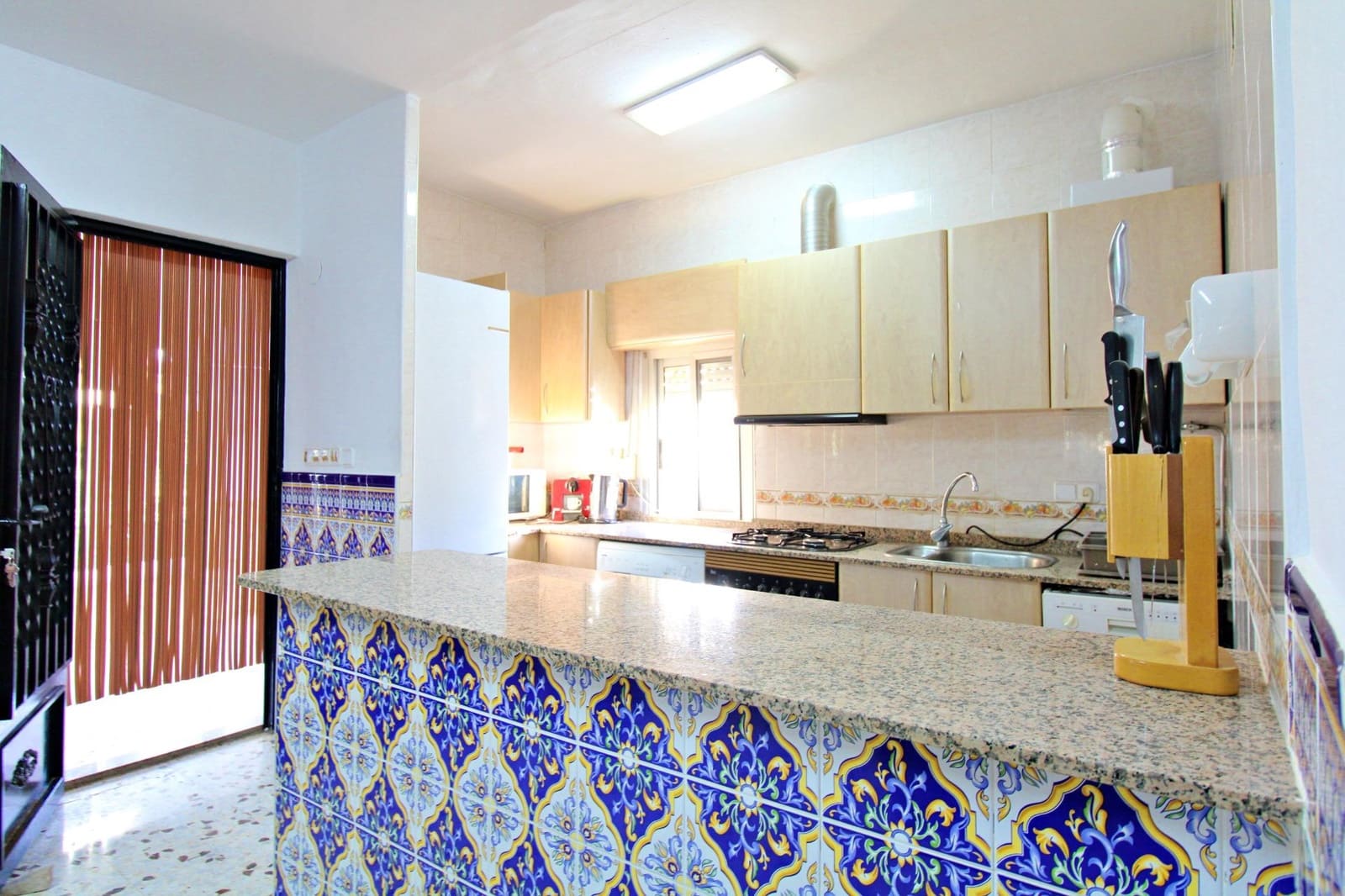 3 sypialnia Finka/Dom wiejski na sprzedaż w Castalla z basenem - 195 000 € (Ref: 9362498)