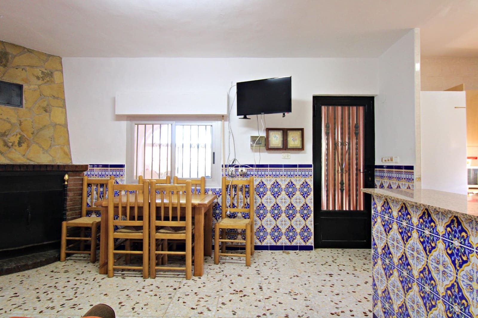 3 sypialnia Finka/Dom wiejski na sprzedaż w Castalla z basenem - 195 000 € (Ref: 9362498)