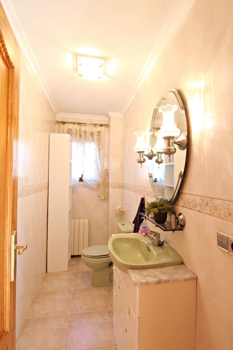 6 chambre Villa/Maison à vendre à San Vicente / Sant Vicent del Raspeig avec piscine garage - 690 000 € (Ref: 9386147)