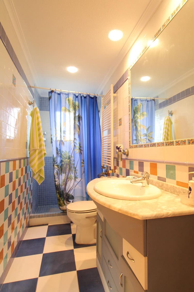 6 chambre Villa/Maison à vendre à San Vicente / Sant Vicent del Raspeig avec piscine garage - 690 000 € (Ref: 9386147)