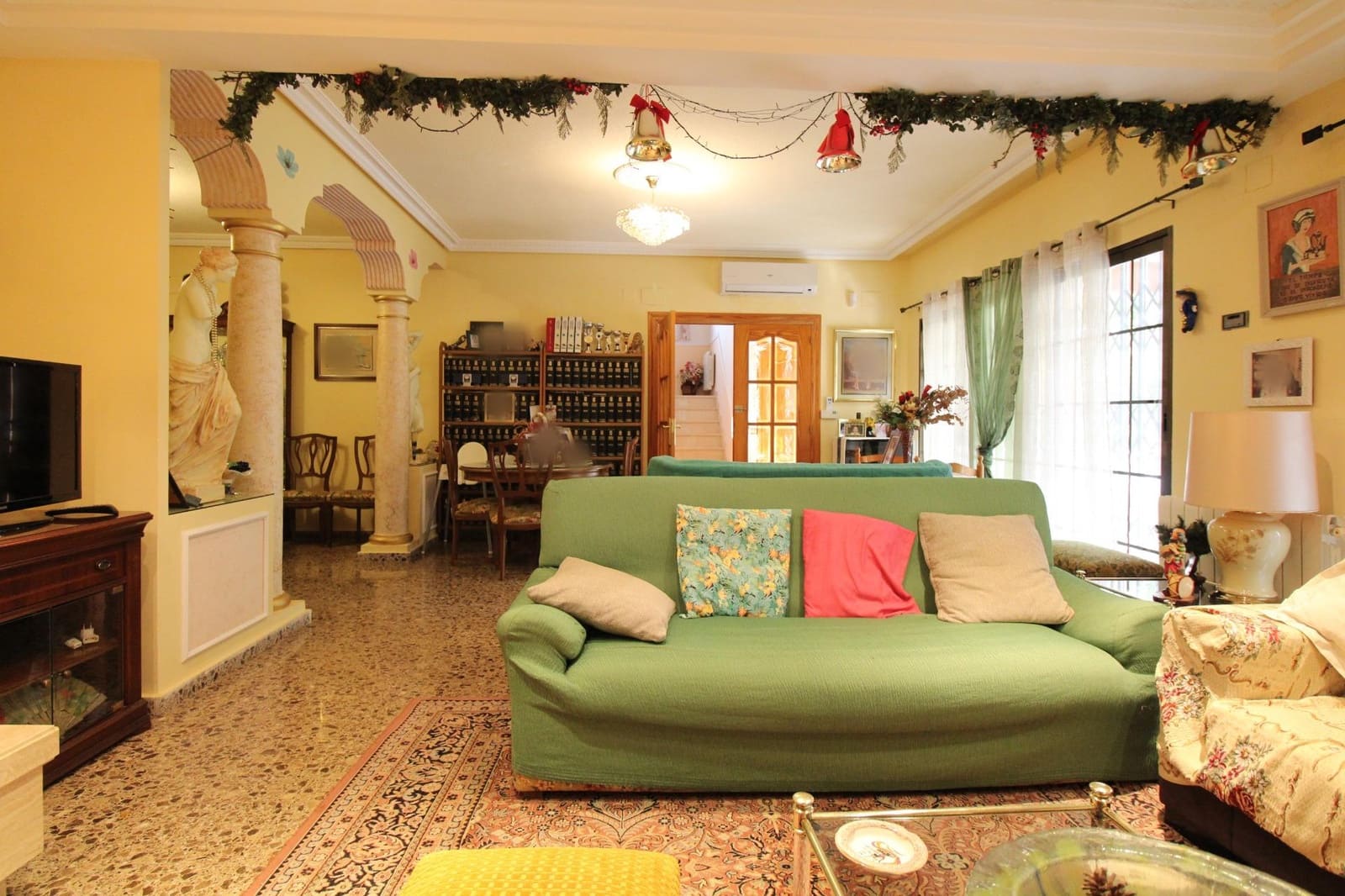 6 chambre Villa/Maison à vendre à San Vicente / Sant Vicent del Raspeig avec piscine garage - 690 000 € (Ref: 9386147)