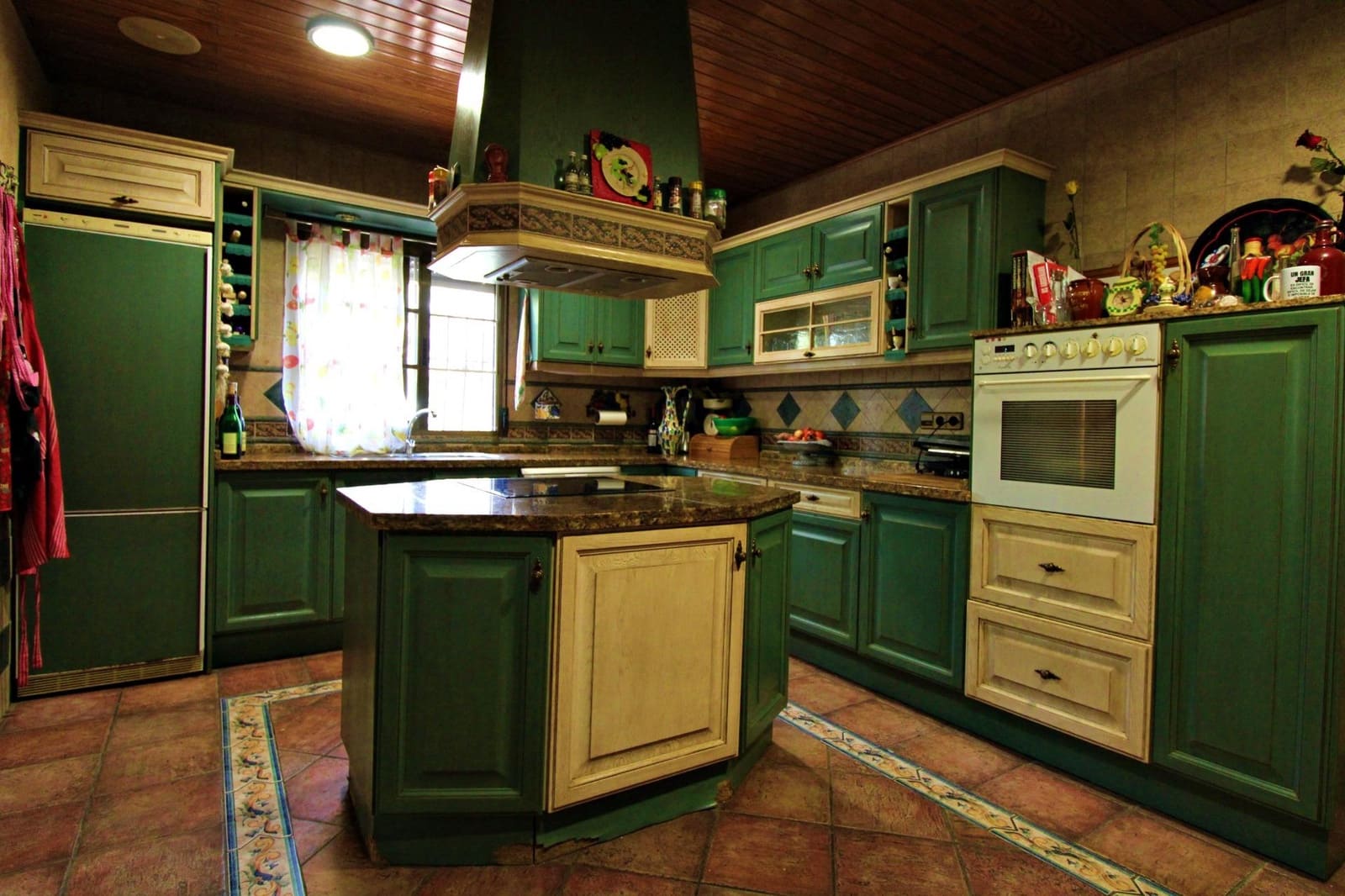 6 chambre Villa/Maison à vendre à San Vicente / Sant Vicent del Raspeig avec piscine garage - 690 000 € (Ref: 9386147)