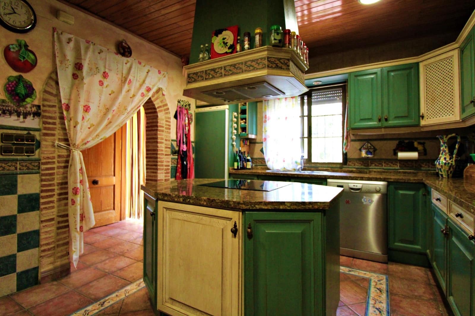 6 chambre Villa/Maison à vendre à San Vicente / Sant Vicent del Raspeig avec piscine garage - 690 000 € (Ref: 9386147)