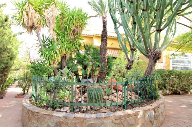 6 chambre Villa/Maison à vendre à San Vicente / Sant Vicent del Raspeig avec piscine garage - 690 000 € (Ref: 9386147)