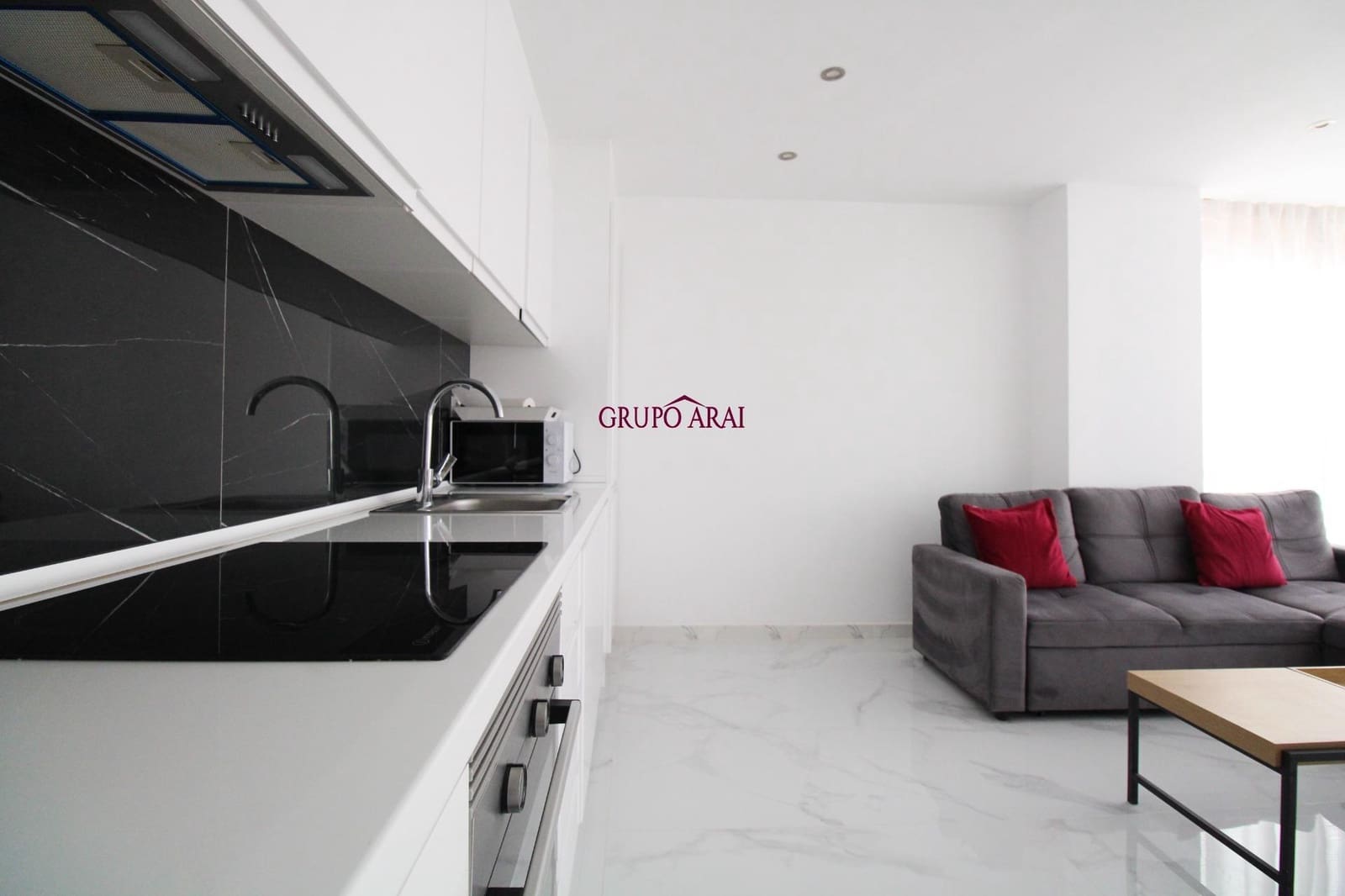 3 bedroom Flat for sale in Playa de San Juan with pool - € 595,000 (Ref: 9396196)