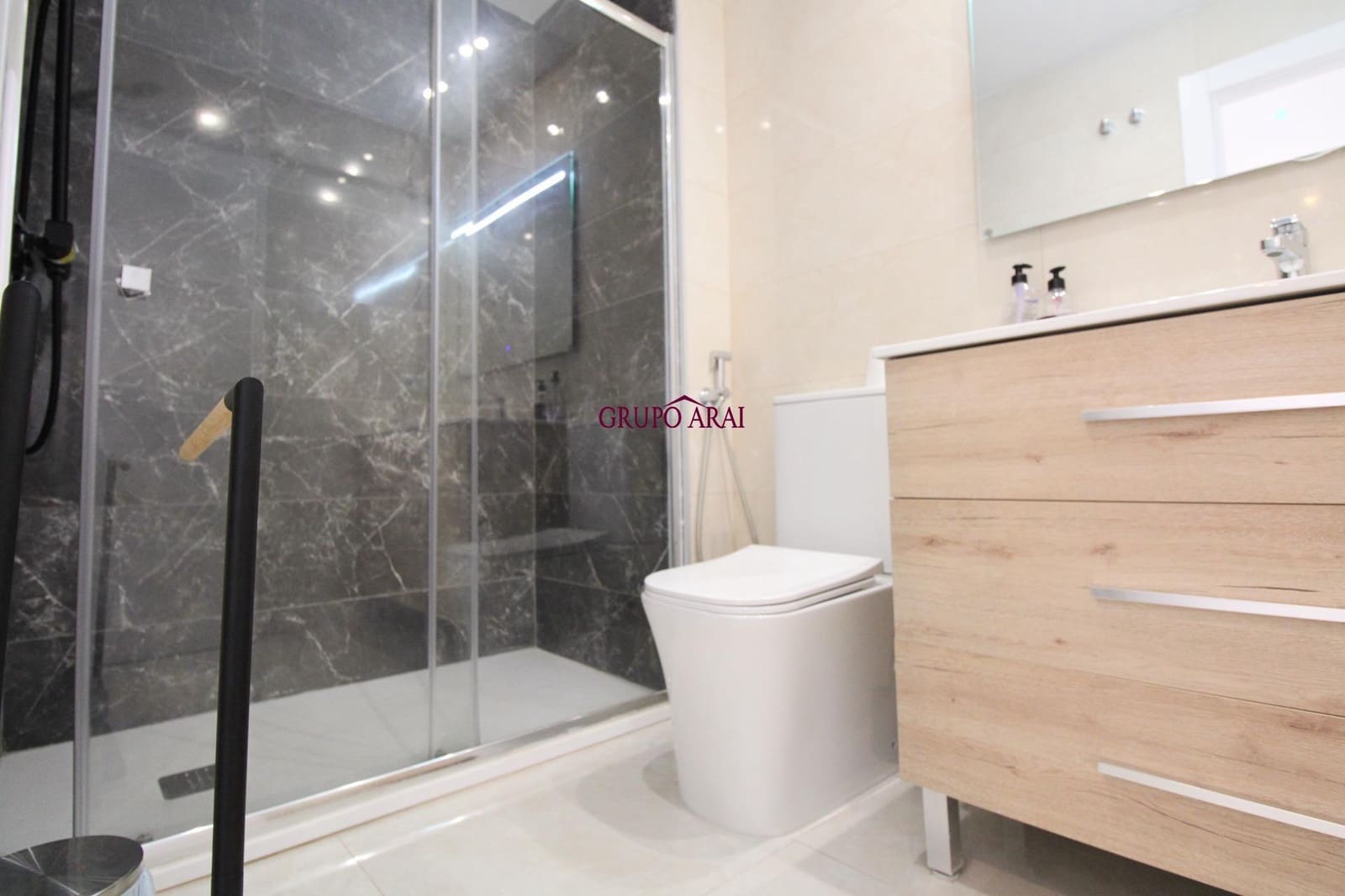 3 bedroom Flat for sale in Playa de San Juan with pool - € 595,000 (Ref: 9396196)