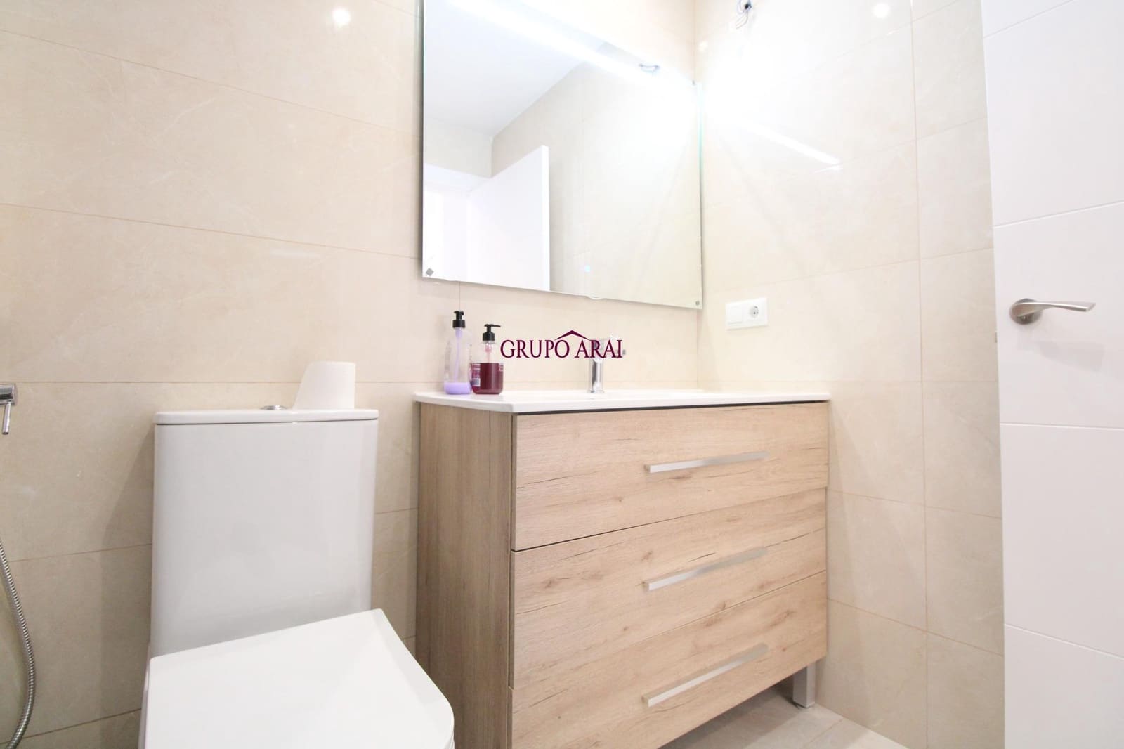 3 bedroom Flat for sale in Playa de San Juan with pool - € 595,000 (Ref: 9396196)