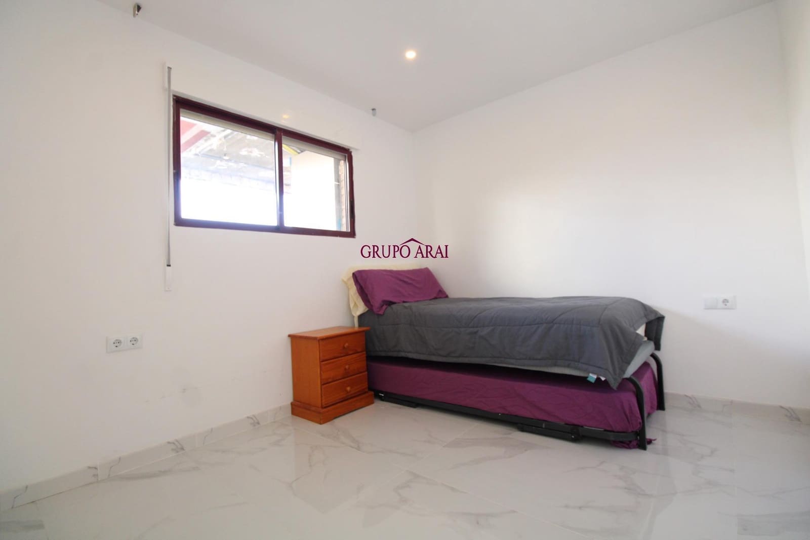 3 bedroom Flat for sale in Playa de San Juan with pool - € 595,000 (Ref: 9396196)