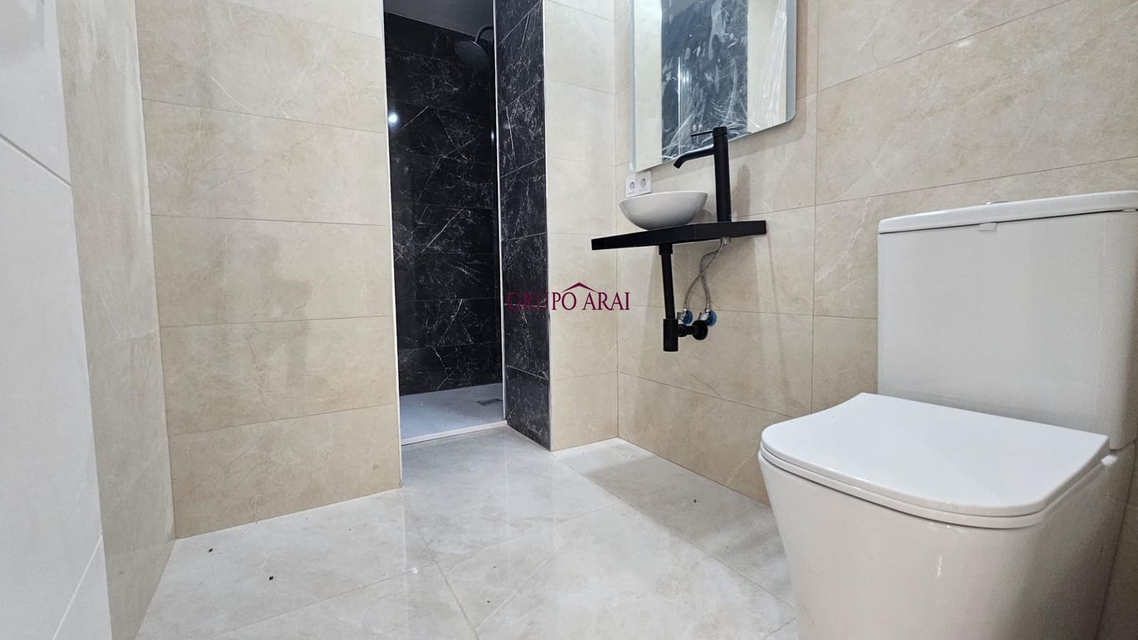 3 sypialnia Apartament na sprzedaż w Torrevieja z garażem - 220 000 € (Ref: 9411179)