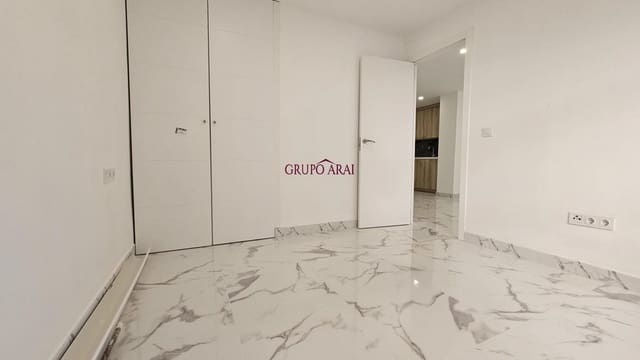 3 sypialnia Apartament na sprzedaż w Playa de los Náufragos, Torrevieja z garażem - 220 000 € (Ref: 9411179)