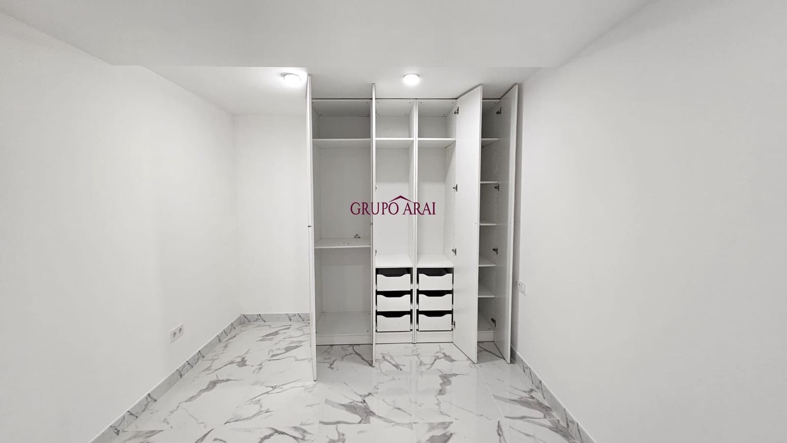 3 sypialnia Apartament na sprzedaż w Torrevieja z garażem - 220 000 € (Ref: 9411179)