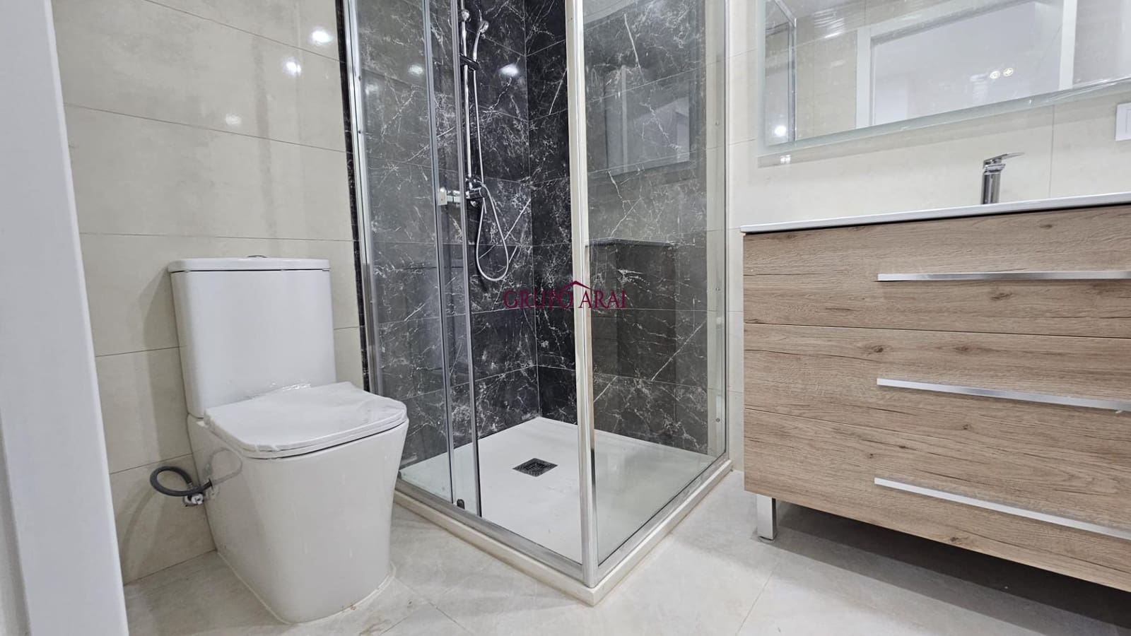 3 sypialnia Apartament na sprzedaż w Torrevieja z garażem - 220 000 € (Ref: 9411179)