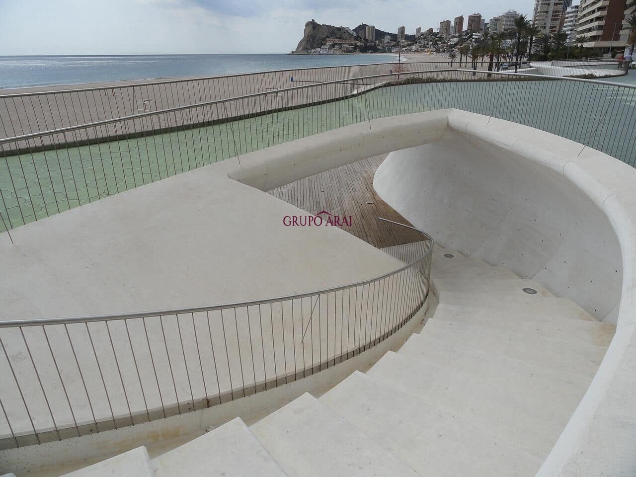 Commercieel te huur in Benidorm - € 900 (Ref: 9422285)