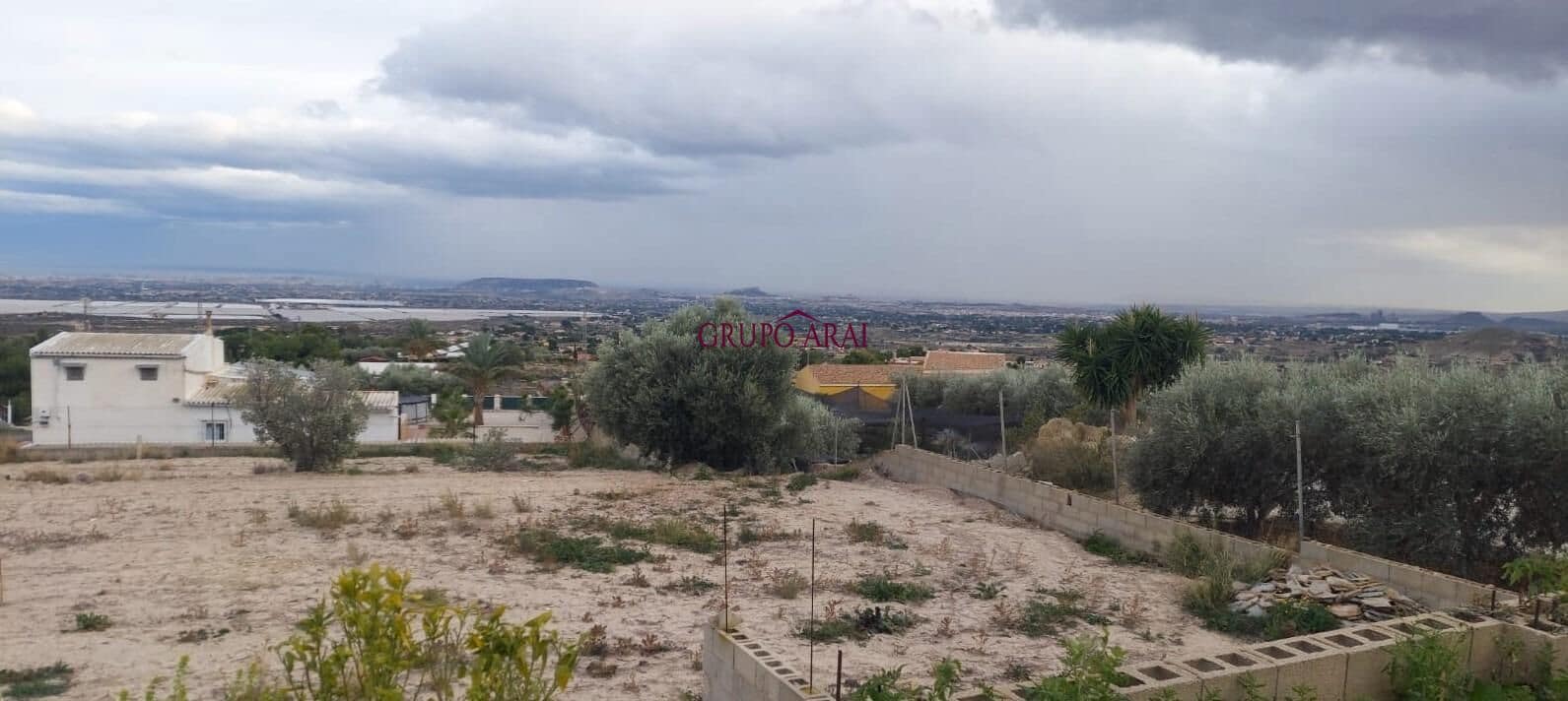 4 slaapkamer Finca/Landhuis te koop in Muchamiel / Mutxamel met zwembad garage - € 159.000 (Ref: 9446599)