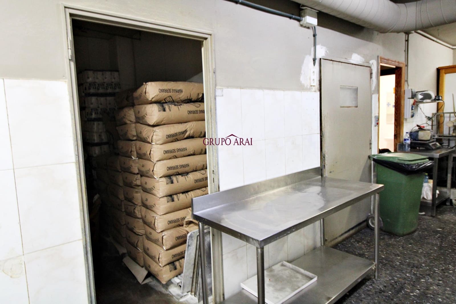 Företag att hyra i Alicante stad - 2 200 € (Ref: 9462506)