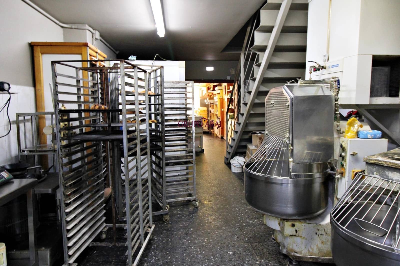 Företag att hyra i Alicante stad - 2 200 € (Ref: 9462506)