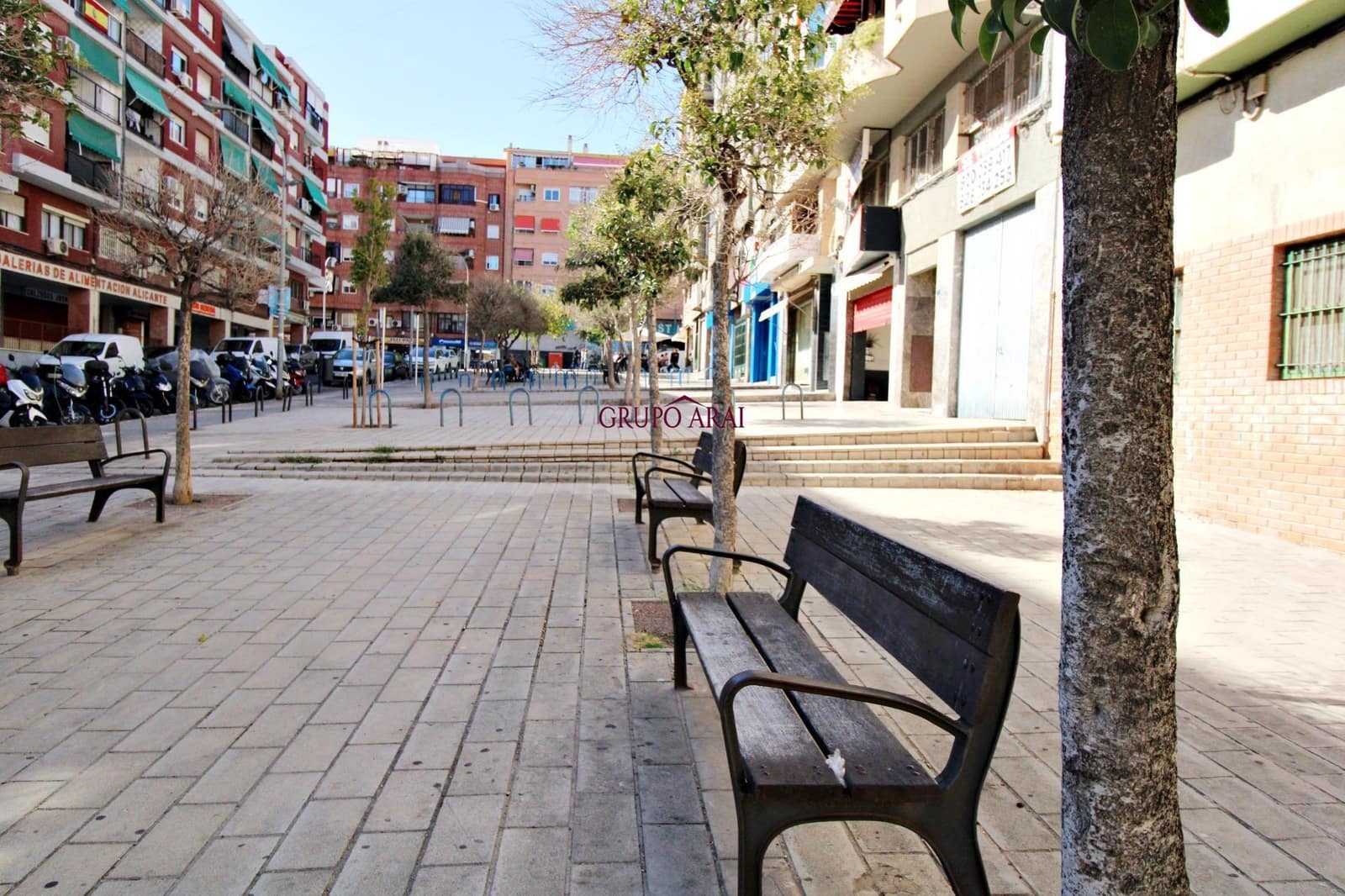 Företag att hyra i Alicante stad - 2 200 € (Ref: 9462506)