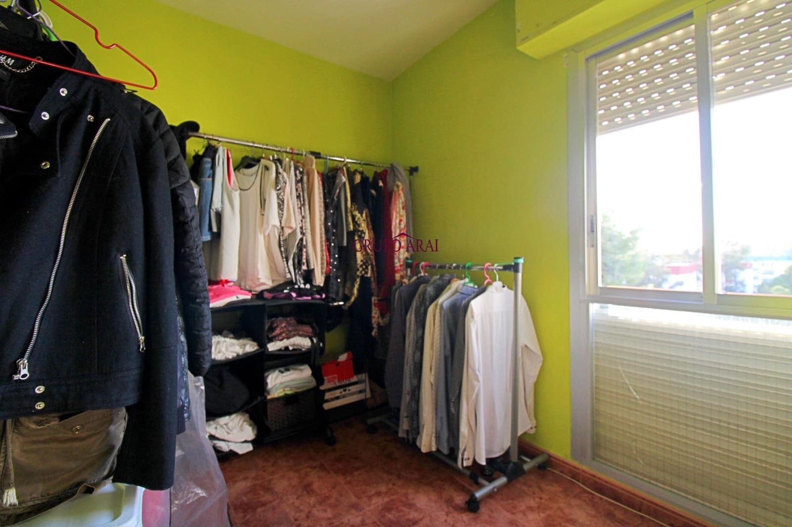 Piso de 3 habitaciones en Alicante / Alacant ciudad en venta - 125.000 € (Ref: 9470575)