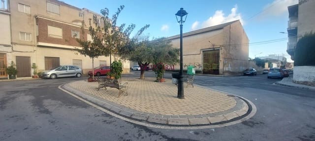 8 slaapkamer Appartement te koop in Monforte del Cid - € 70.000 (Ref: 9470577)