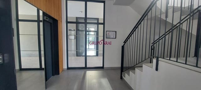 2 soveværelse Lejlighed til salg i Alicante Golf, Alicante by med swimmingpool garage - € 430.000 (Ref: 9474292)