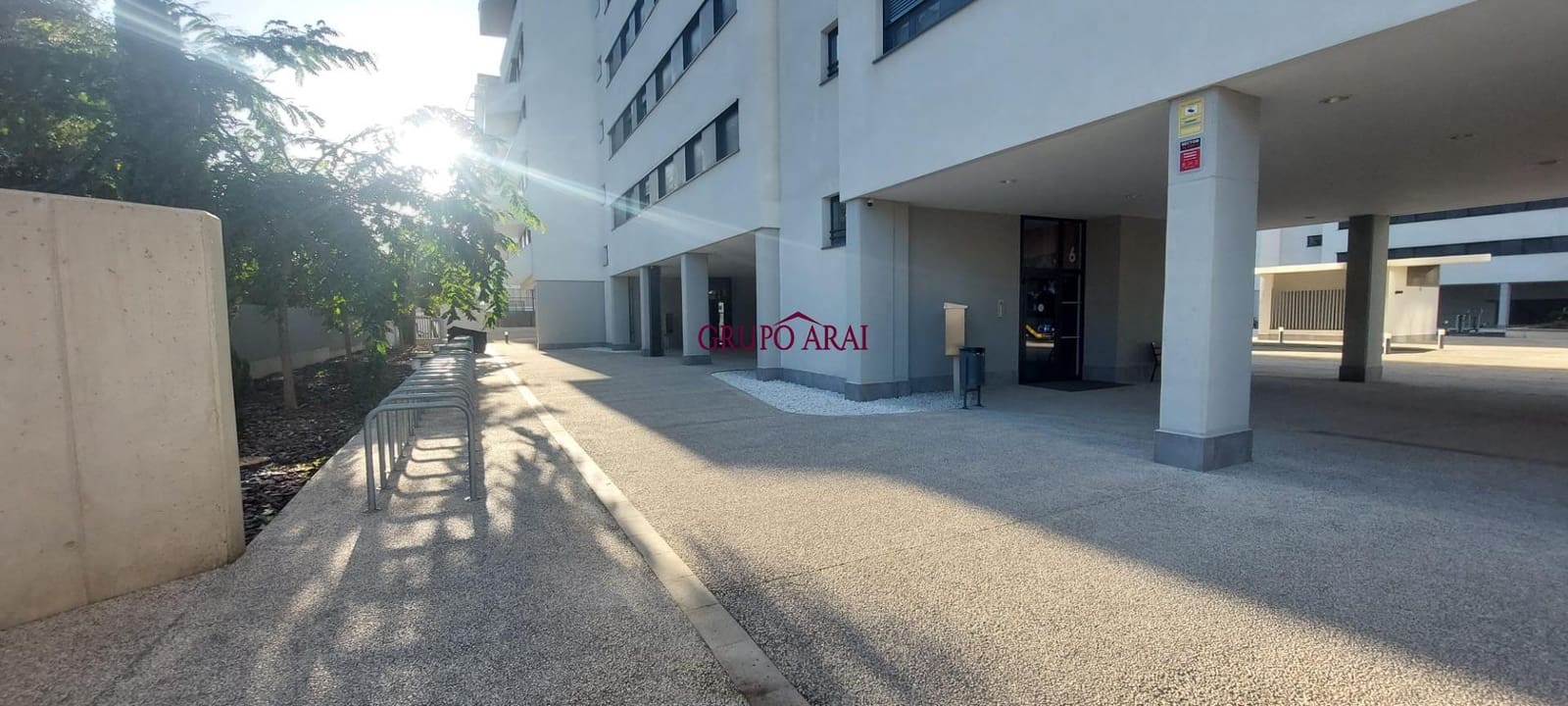 2 soverom Leilighet til salgs i Alicante by med svømmebasseng garasje - € 430 000 (Ref: 9474292)