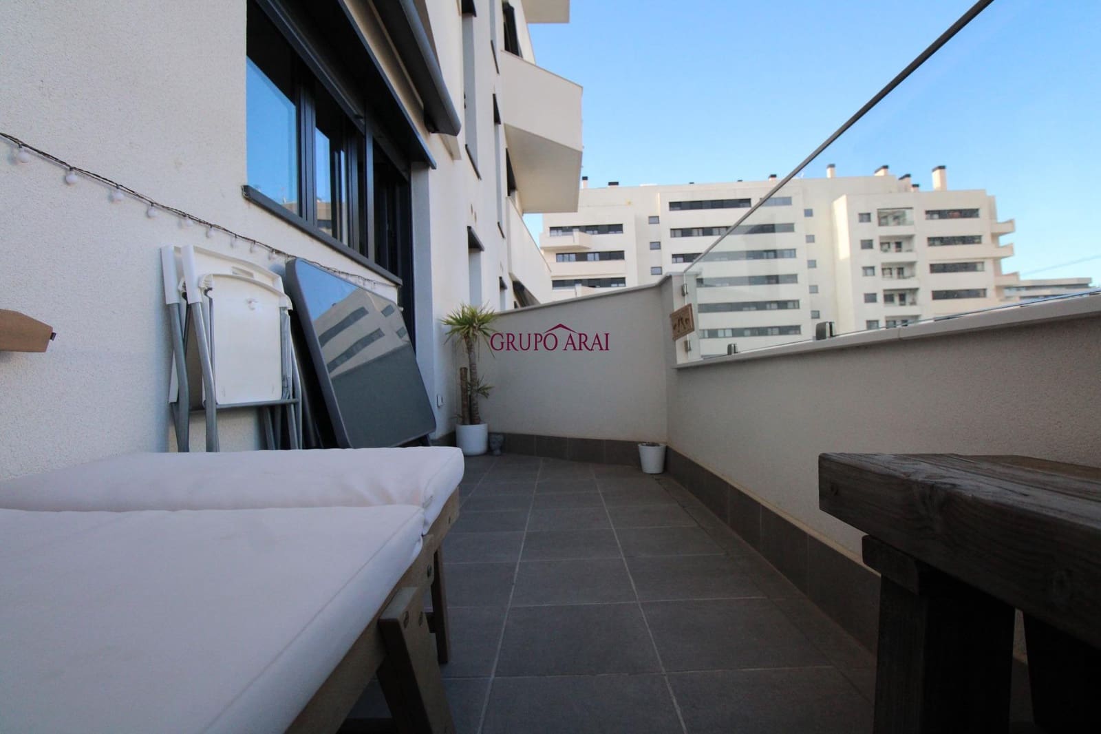 2 soverom Leilighet til salgs i Alicante by med svømmebasseng garasje - € 430 000 (Ref: 9474292)