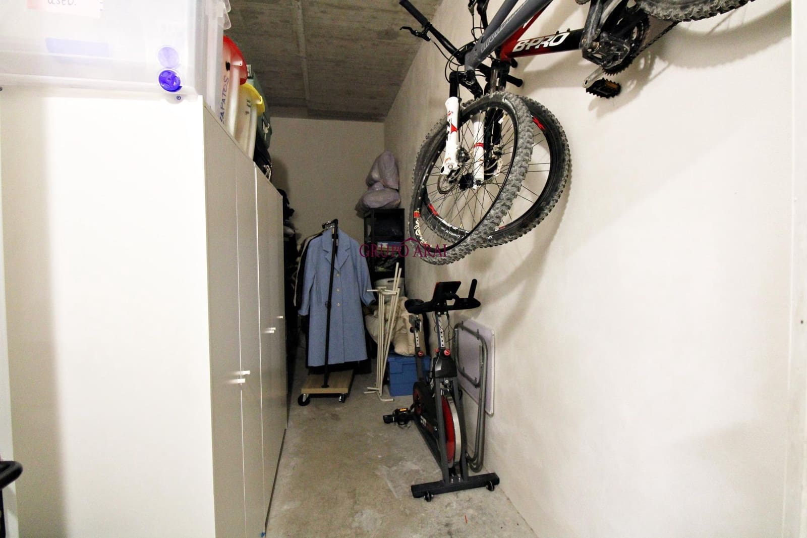 2 soverom Leilighet til salgs i Alicante by med svømmebasseng garasje - € 430 000 (Ref: 9474292)