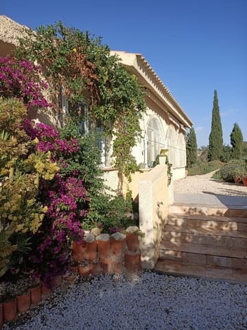 5 slaapkamer Villa te koop in Busot met zwembad - € 415.000 (Ref: 9474293)