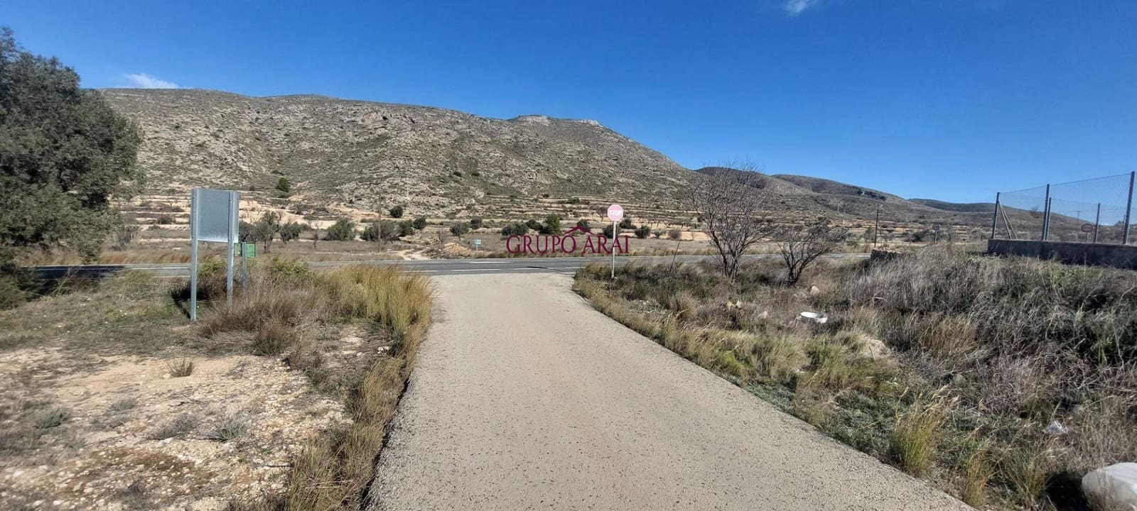 Ubebygd land til salgs i Orihuela - € 52 000 (Ref: 9543815)