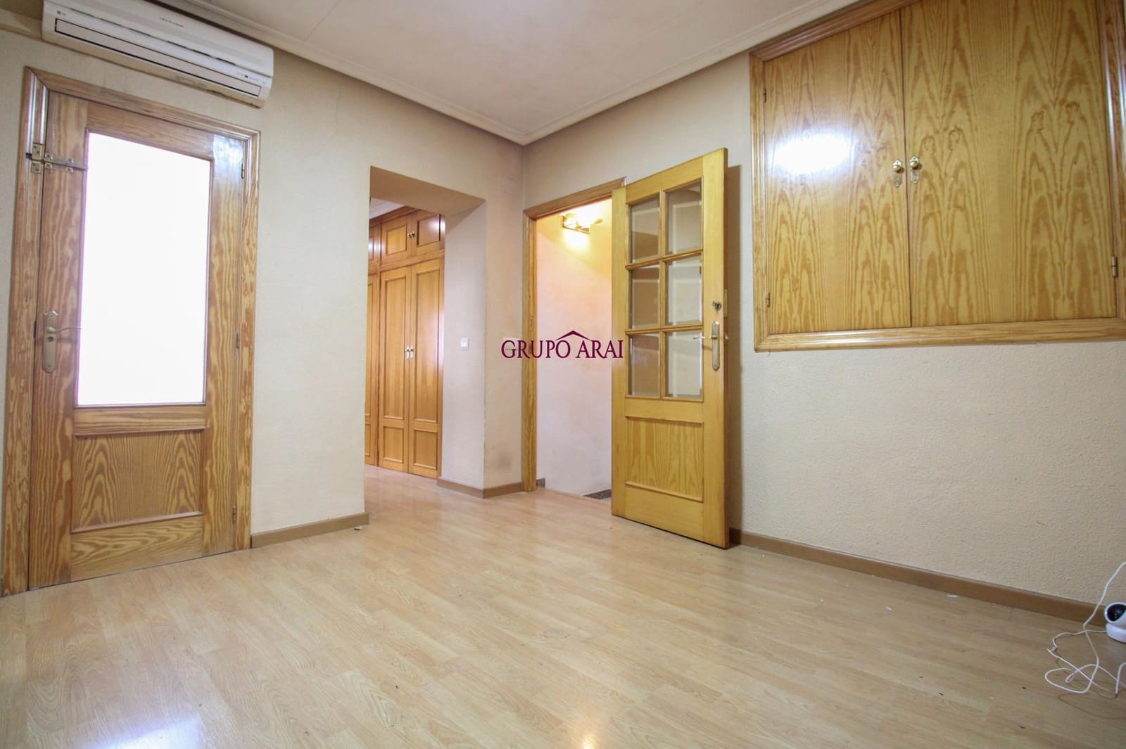 4 soveværelse Lejlighed til salg i Villafranqueza - € 300.000 (Ref: 9551880)