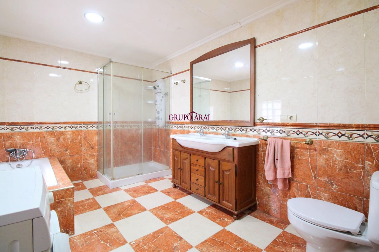 4 soveværelse Lejlighed til salg i Villafranqueza - € 300.000 (Ref: 9551880)