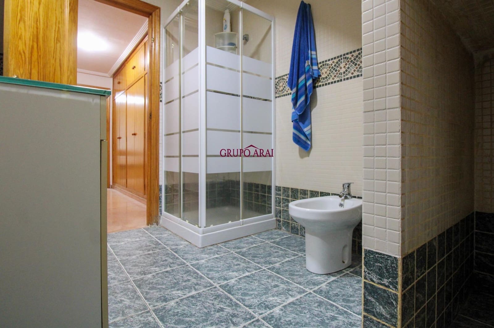 4 bedroom Flat for sale in Villafranqueza - € 300,000 (Ref: 9551880)