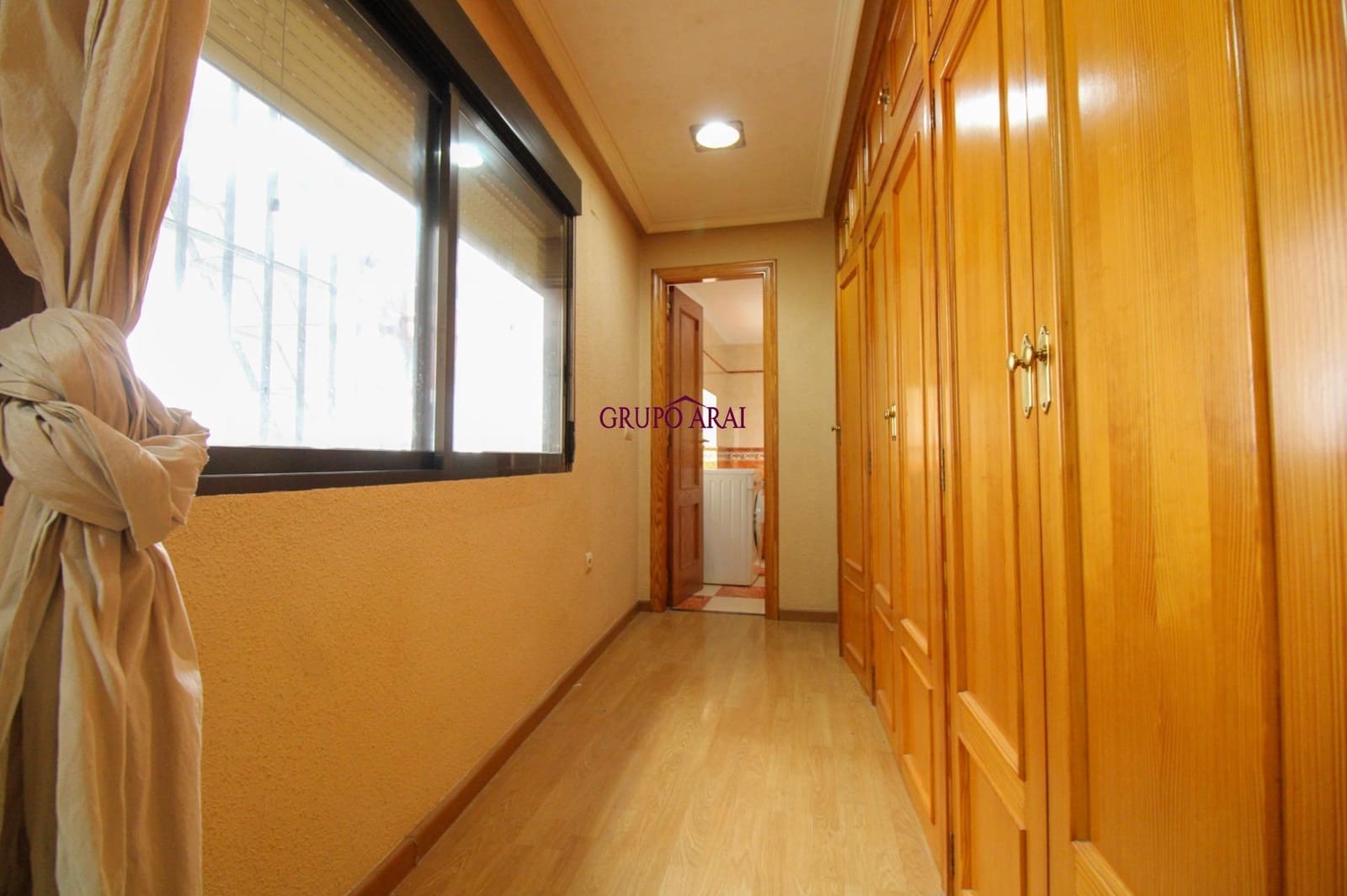 4 bedroom Flat for sale in Villafranqueza - € 300,000 (Ref: 9551880)