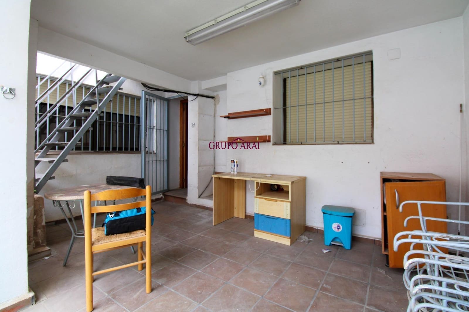 4 bedroom Flat for sale in Villafranqueza - € 300,000 (Ref: 9551880)