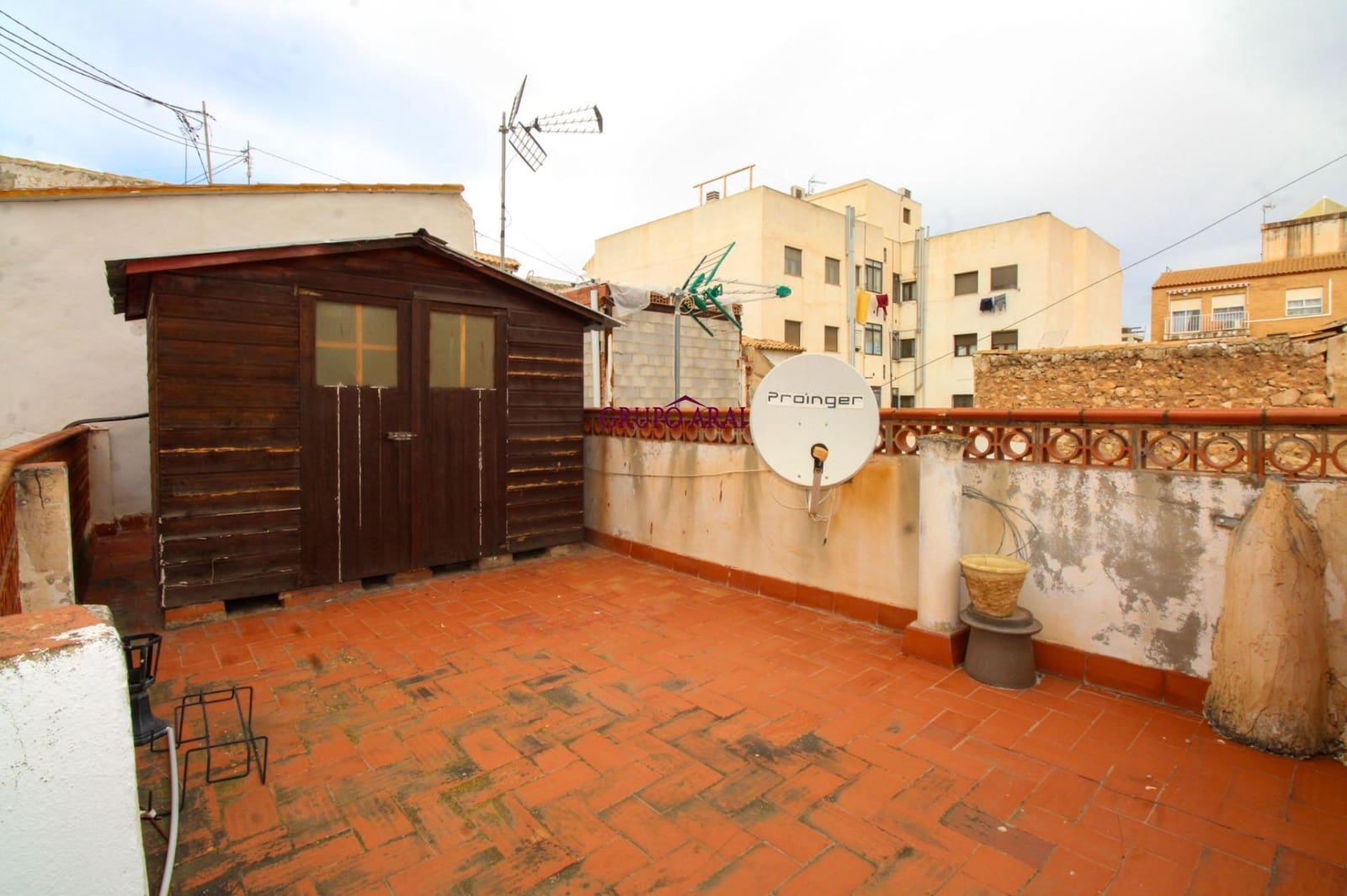 4 bedroom Flat for sale in Villafranqueza - € 300,000 (Ref: 9551880)