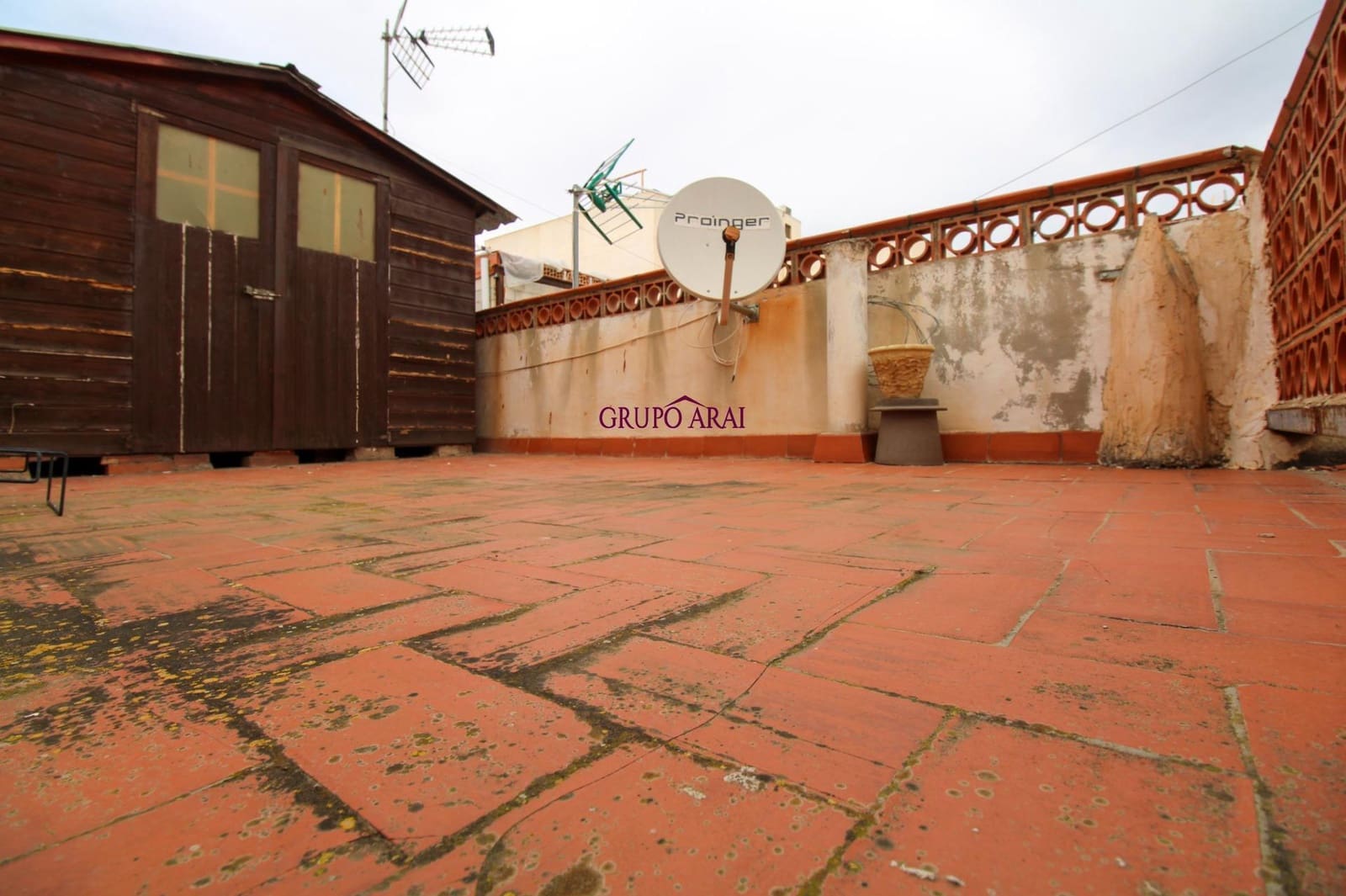 4 bedroom Flat for sale in Villafranqueza - € 300,000 (Ref: 9551880)