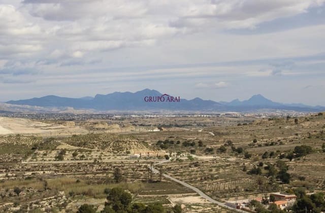Grunde uden byggetilladelser til salg i Pla de la Vallonga, Alicante by - € 110.000 (Ref: 9562051)