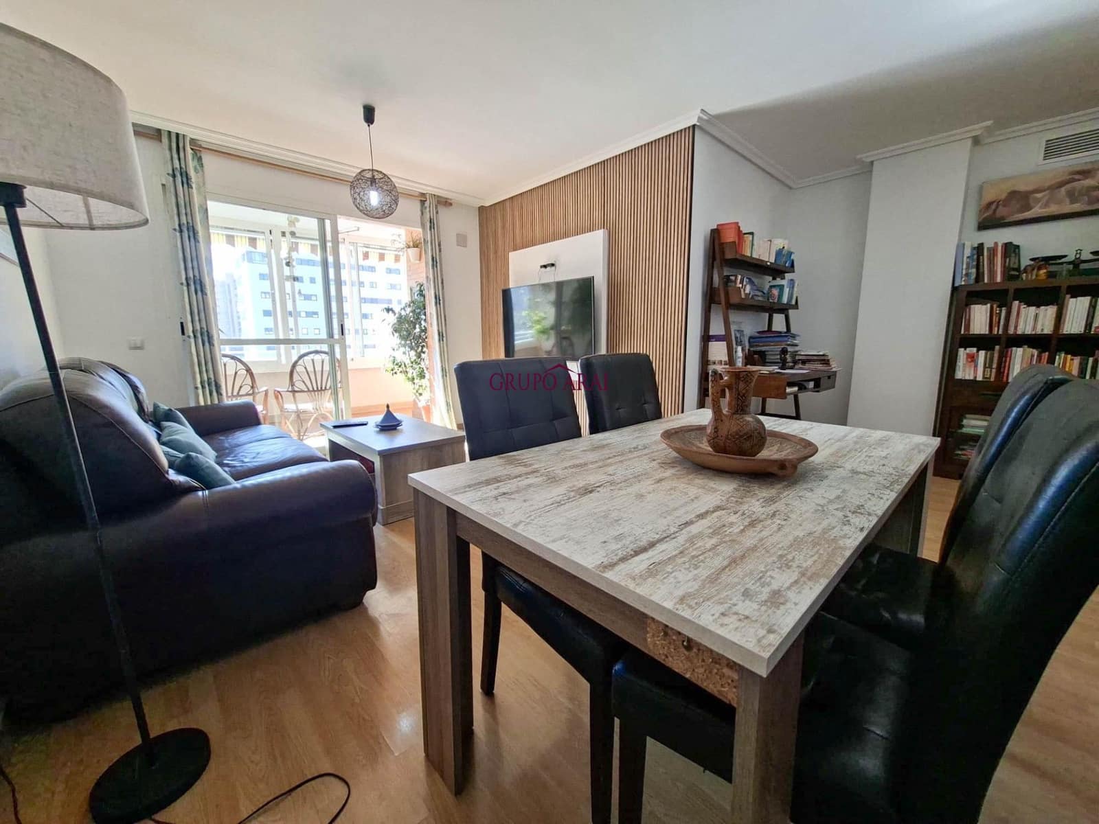 Piso de 3 habitaciones en Playa de San Juan en venta con piscina - 429.000 € (Ref: 9627782)