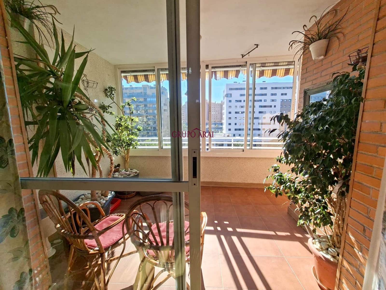 Piso de 3 habitaciones en Playa de San Juan en venta con piscina - 429.000 € (Ref: 9627782)