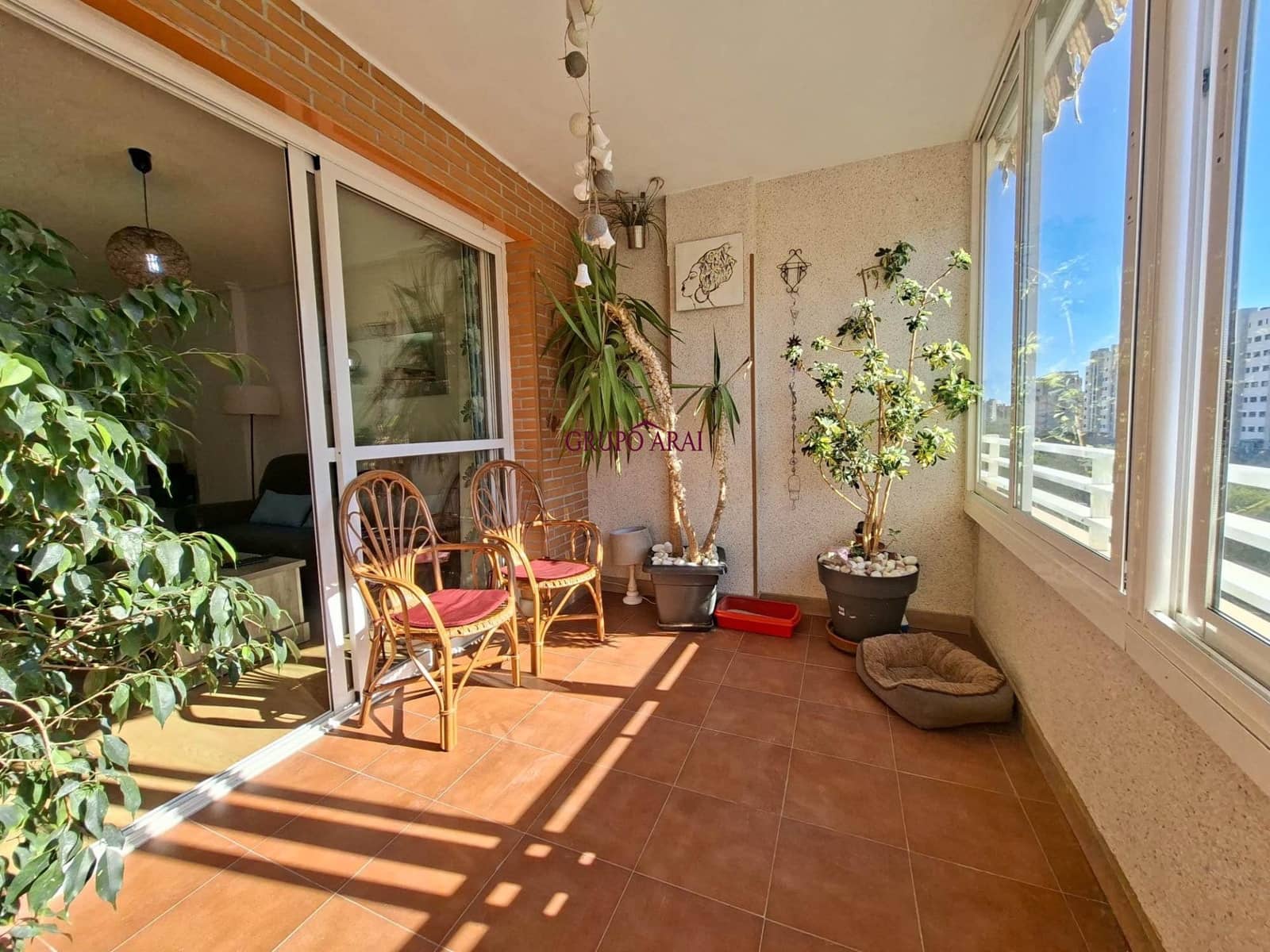 Piso de 3 habitaciones en Playa de San Juan en venta con piscina - 429.000 € (Ref: 9627782)