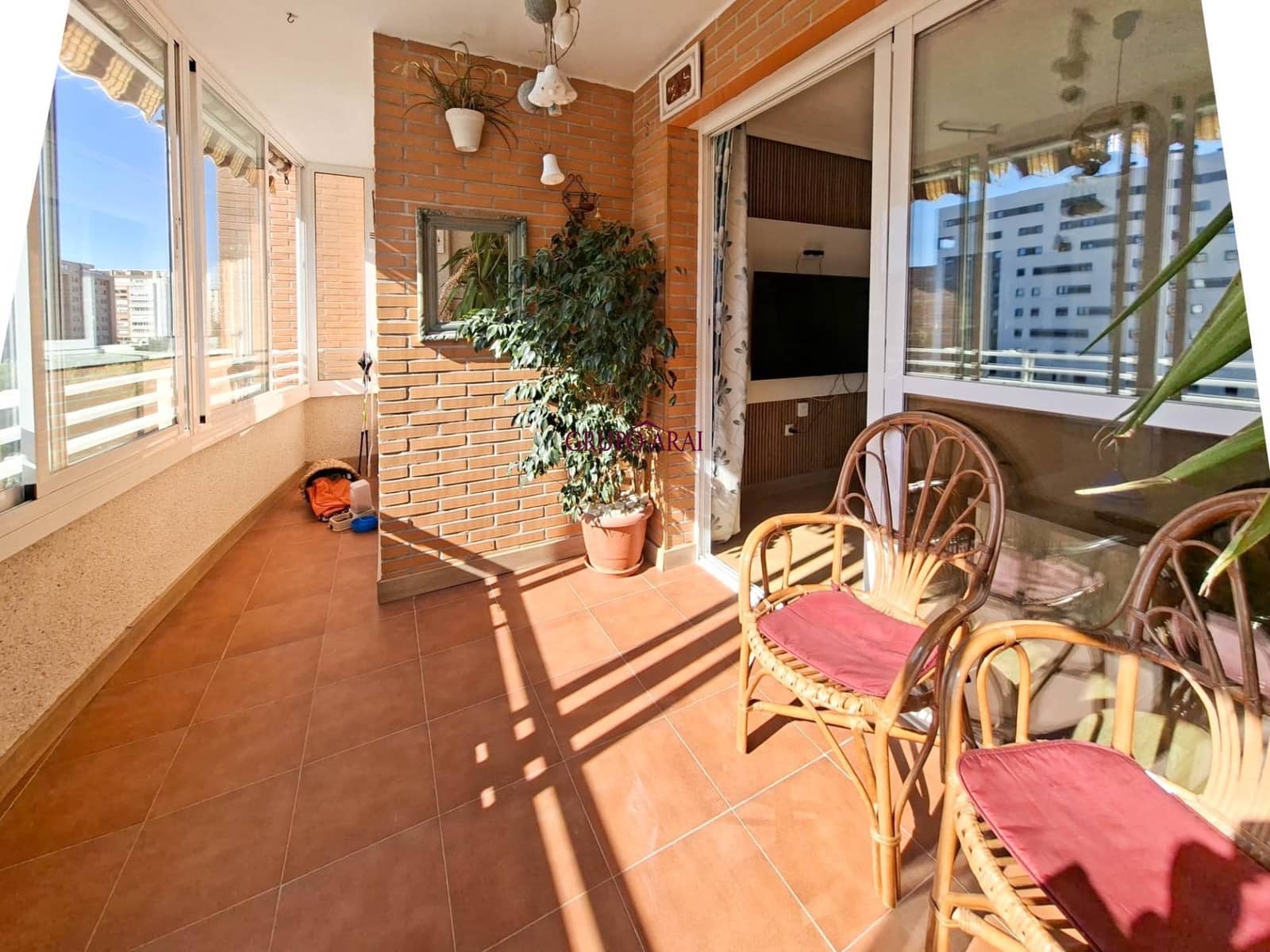 Piso de 3 habitaciones en Playa de San Juan en venta con piscina - 429.000 € (Ref: 9627782)