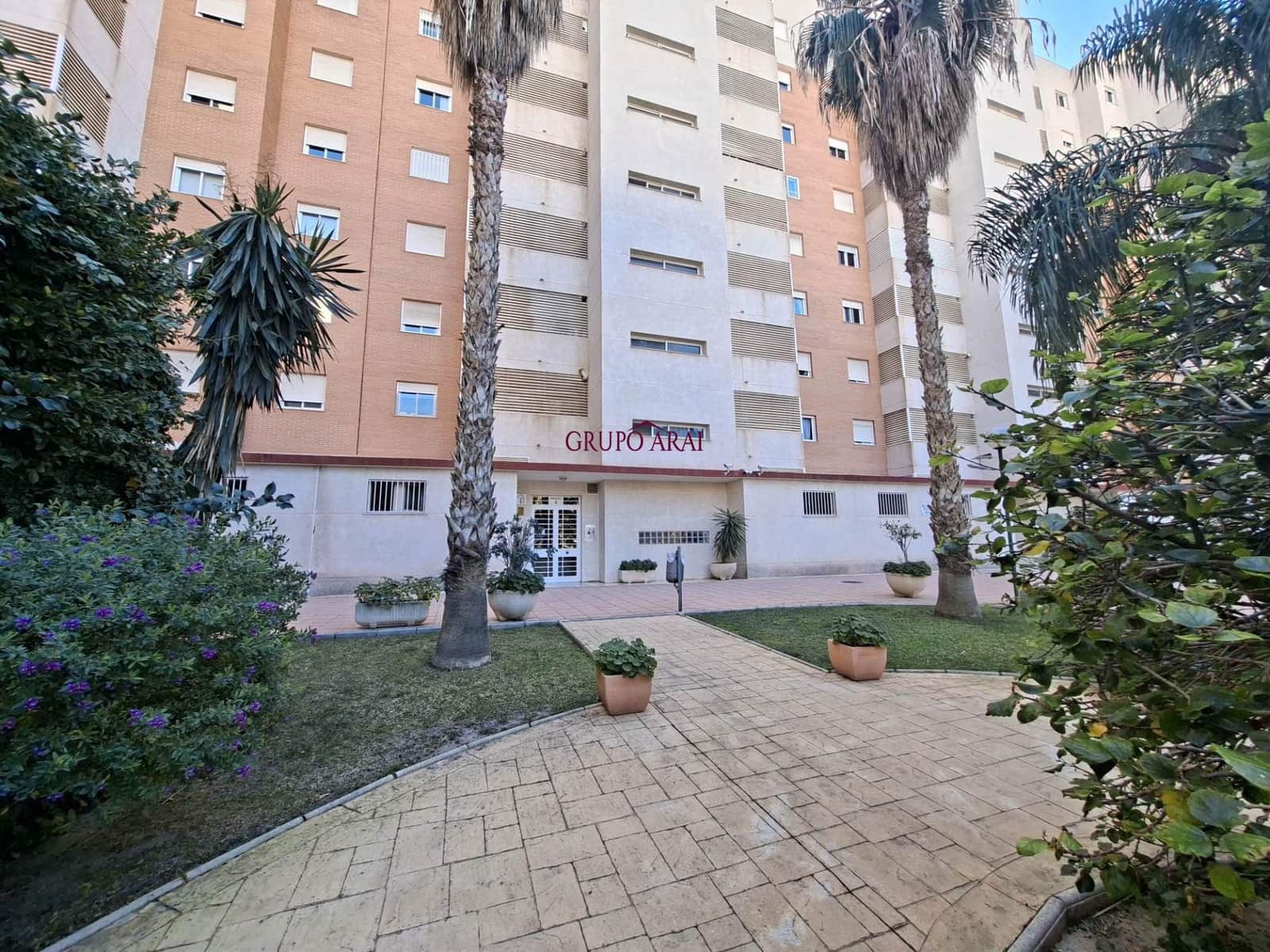 Piso de 3 habitaciones en Playa de San Juan en venta con piscina - 429.000 € (Ref: 9627782)