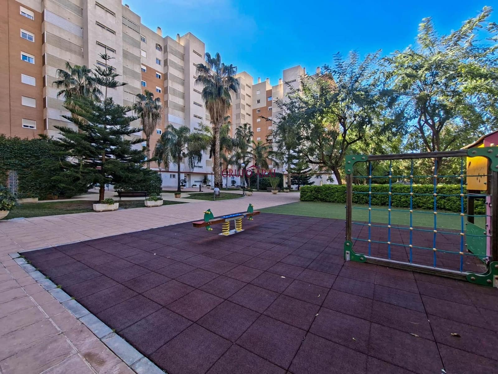Piso de 3 habitaciones en Playa de San Juan en venta con piscina - 429.000 € (Ref: 9627782)