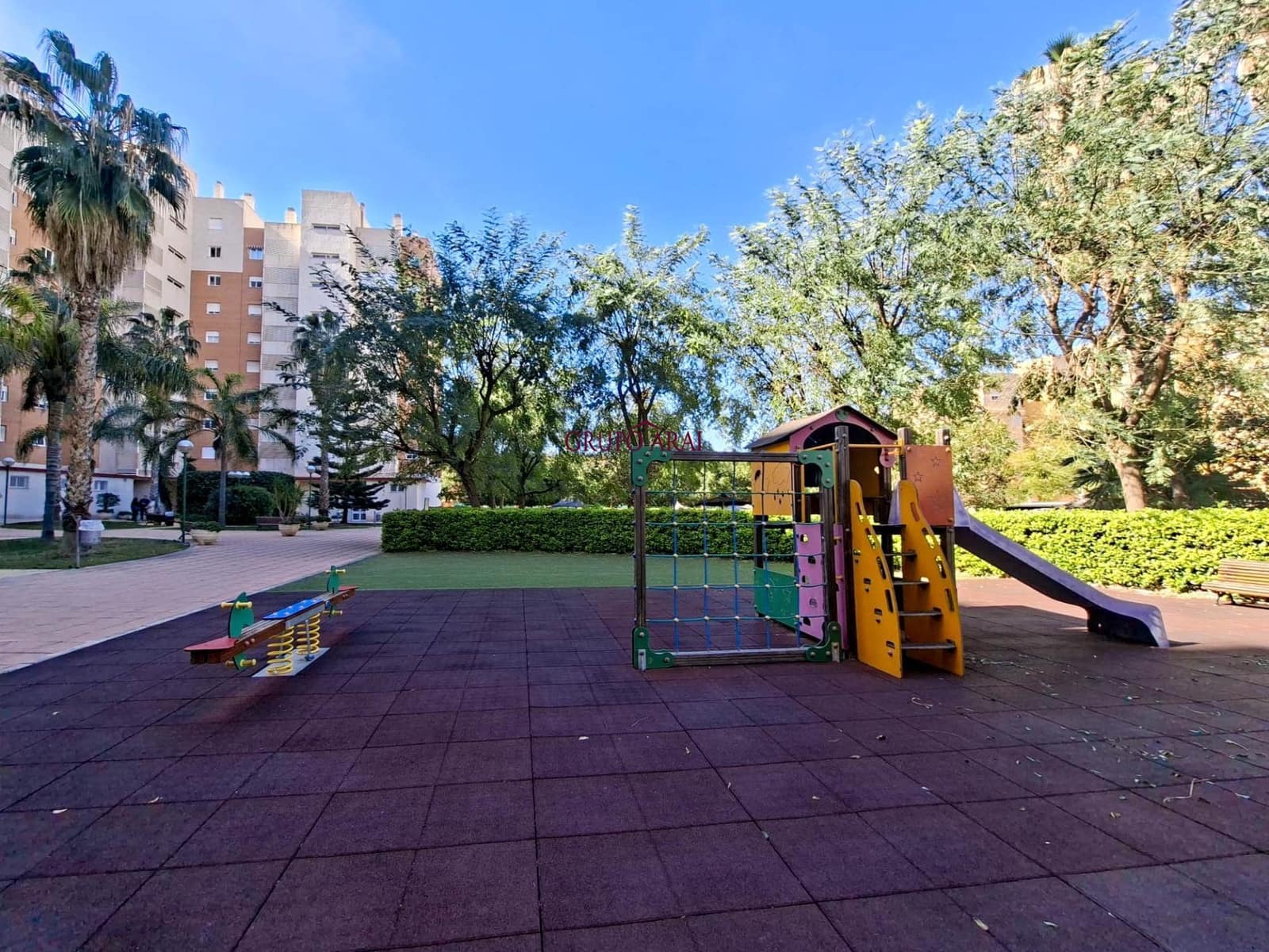 Piso de 3 habitaciones en Playa de San Juan en venta con piscina - 429.000 € (Ref: 9627782)