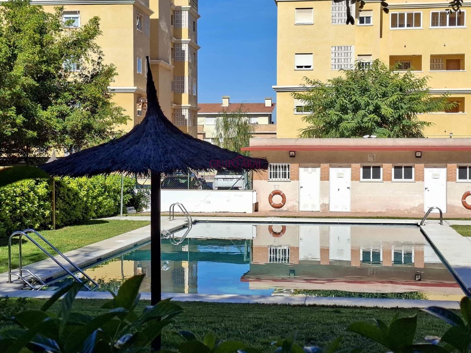 Piso de 3 habitaciones en Playa de San Juan en venta con piscina - 429.000 € (Ref: 9627782)