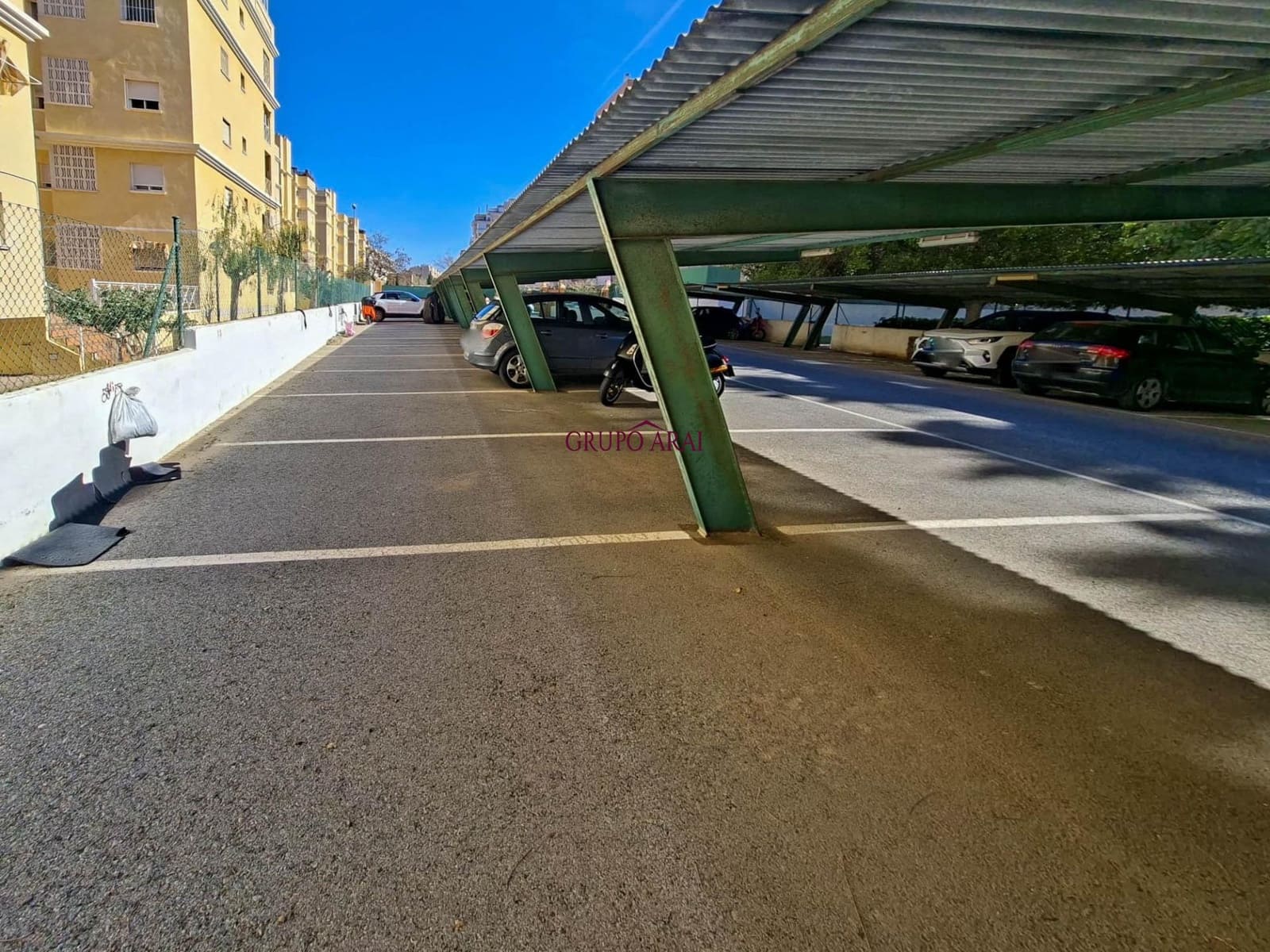 Piso de 3 habitaciones en Playa de San Juan en venta con piscina - 429.000 € (Ref: 9627782)