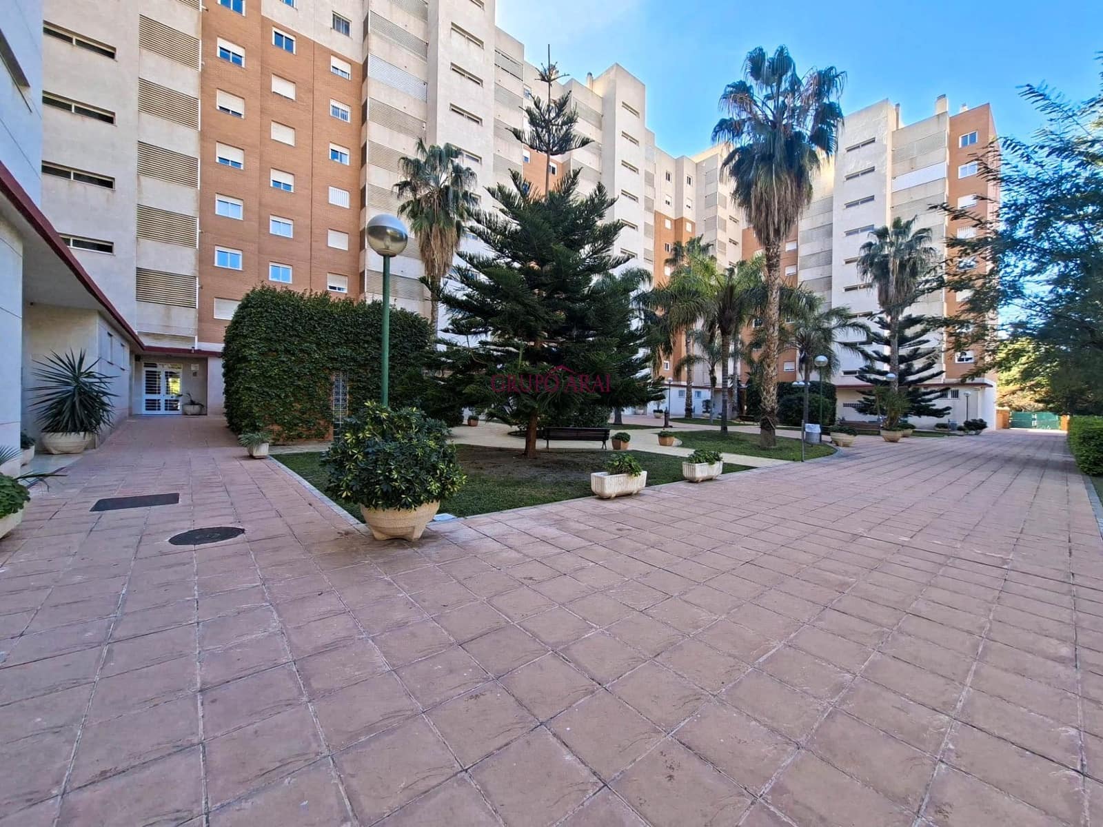 Piso de 3 habitaciones en Playa de San Juan en venta con piscina - 429.000 € (Ref: 9627782)